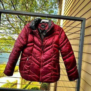 Sam Edelman Iridescent Water Repellent Puffer Jacket /Maroon size Lrg MSR$180